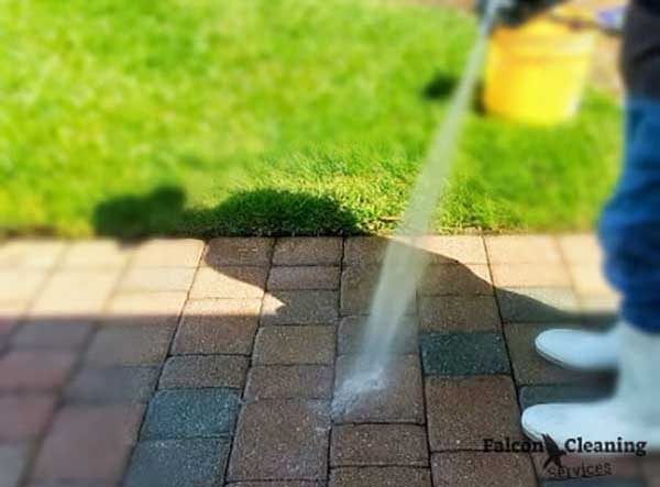 pressure washing services